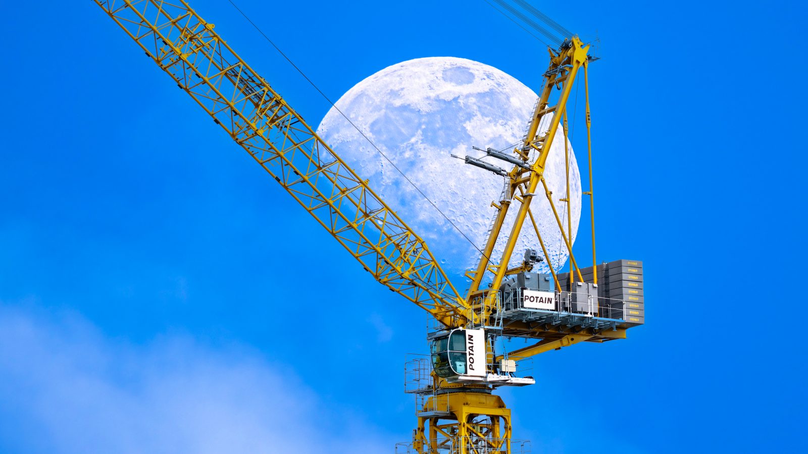 MCR815 tower crane